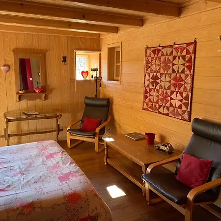 Bluets Et Brimbelles Bed & Breakfast *